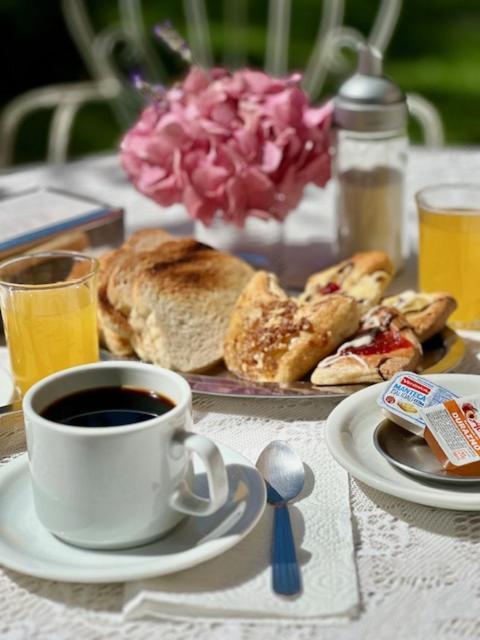 Hotel Villa Ines ميندوزا المظهر الخارجي الصورة
