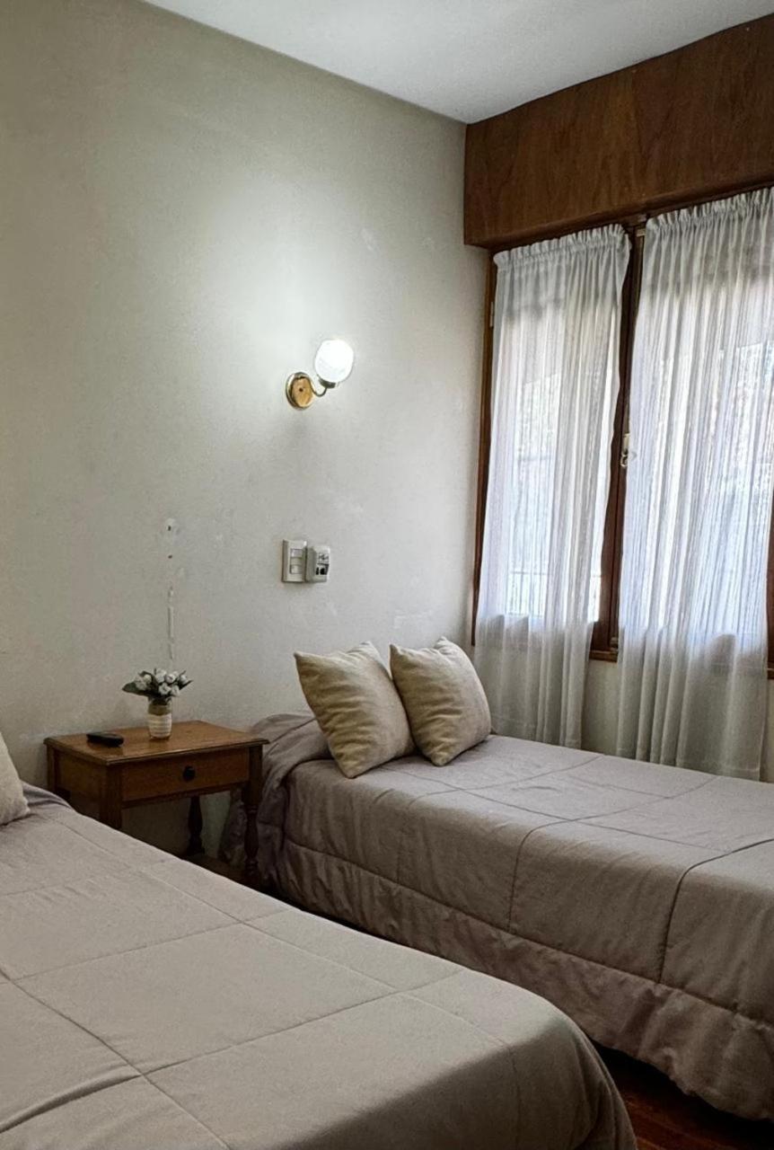 Hotel Villa Ines ميندوزا المظهر الخارجي الصورة